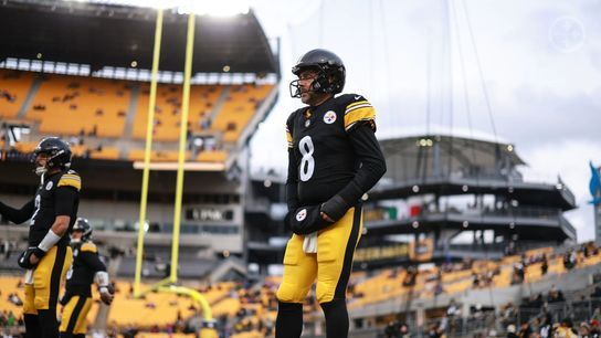 Steelers quarterback Aaron Rodgers prior to Pittsburgh's 26-7 loss to the Buffalo Bills in Week 13 of the 2025 NFL Regular Season.