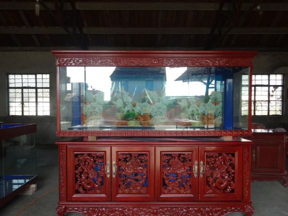 昆明亚克力鱼缸哪家定制好,鱼缸