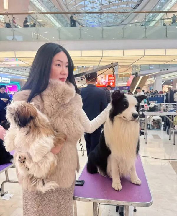 霍思燕45岁的状态是真的好，整个人状态特别灵动。