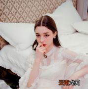 2019最新可甜可盐的欧美气质小姐姐微信头像大全分享