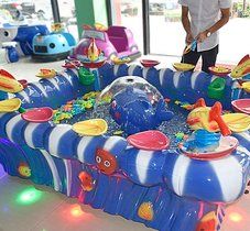 游乐园大型戏水射水磁性钓鱼游艺机玻璃钢海豚喷水放生鱼池捞鱼缸