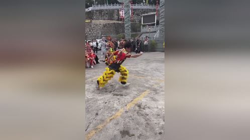 民间高手演绎醉拳高难度动作 风青杨V 