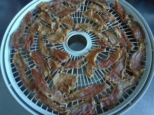 给狗狗做的烤鸡胸肉的做法 步骤3