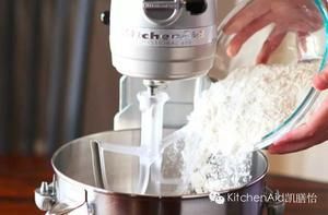 【膳·小K食谱】运动后的能量补给：蔓越莓橙苹果三明治的做法 步骤3