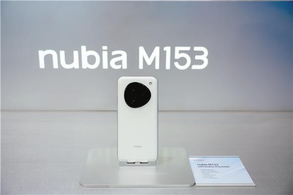 努比亚M153与iMoochi亮相MWC26 中兴终端定义AI生活新范式