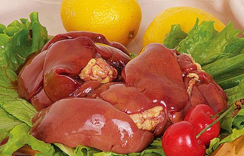 宠物：铲屎官应该给猫咪吃什么补血，要给猫咪喂食什么才补血