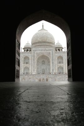 taj mahal blick durch die tür indien