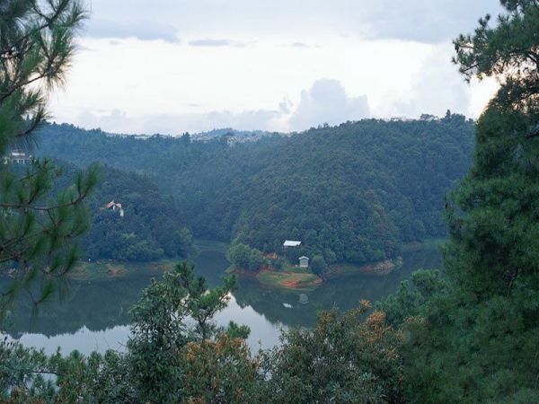 云南昆明首家园林式宠物陵园