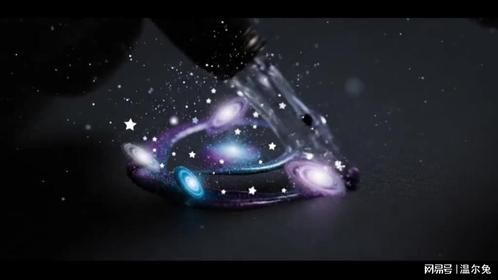 想要这支笔和水！