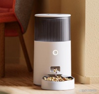 2024年最推荐的五款宠物自动喂食器