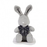 蒲易创立的ROSEONLY再添真爱信物：暖暖的抱抱公仔，弥漫怀抱爱意