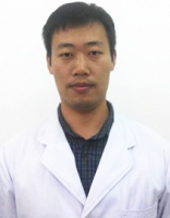 你好，我小孩被宠物老鼠轻轻抓伤，未出血，前两次按时...