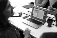 给狗狗打防疫针多少钱一针呀？