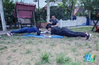 《明星健身房》郭碧婷曝闺房小怪癖 携曾轶可爱犬大玩萌宠运动会