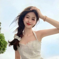 我家有很多的小宠物，可玄学大师却说，偷看我洗澡的杜宾是我老公