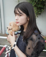 奥特曼女主中，最爱养狗的演员，当属德凯剧中的桐野唯千夏