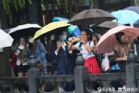 疫情之下的“小团旅游”：个性化旅游占领旅游市场