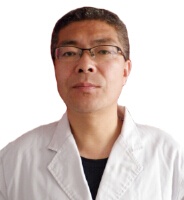 被宠物仓鼠咬了，但流的血不多，咬后我快速的把血挤出