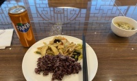 如何为贵宾准备营养早餐（了解宠物的营养需求，为贵宾做出美味的早餐）