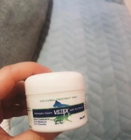 解决狗狗食物过敏的药物治疗方法(针对狗狗食物过敏的药物推荐及使用方法)
