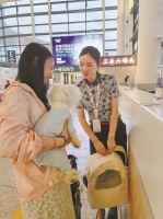 东航推出“宠物进客舱”服务 它是东航在宁波的第一个“宠物旅客”