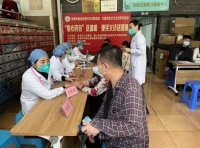 暖心！好医院“搬”到家门口——幸福社区开展“爱心药包”送温暖