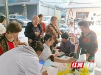 石鼓区潇湘街道社区卫生服务中心开展骨密度检测，守护居民骨骼健康