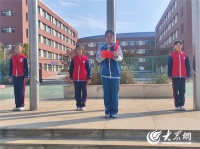 淄博市桓台县城南学校开展“爱鸟护鸟，守护蓝天精灵”主题活动