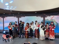 萌宠盛装贺新年，来伊份零食博物馆上演“新中式”宠物友好大使评选
