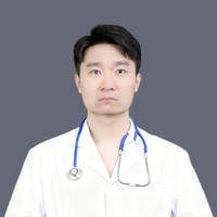 狗狗身上长了很多像痘痘一样红红的包很痒