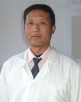 一碰宠物狗就鼻子痒、打喷嚏、流鼻涕、手指水肿，是过敏性鼻炎吗？