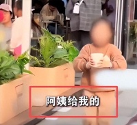 小女孩打翻水杯后续：警方介入，涉事母女道歉，女孩状态让人担忧