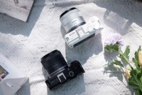 轻装上阵拍年味：佳能R50V助你轻松创作电影感春节Vlog与直播