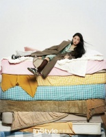 小沈阳女儿与宋小宝宠物猫撞衫条纹衫，网友：这巧合绝了#撞衫