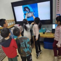 实践课程：探秘巴西红耳龟蜕皮