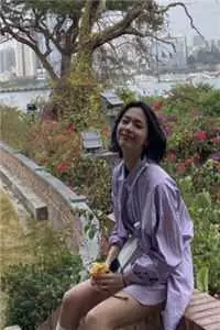抢了妹妹的后位
